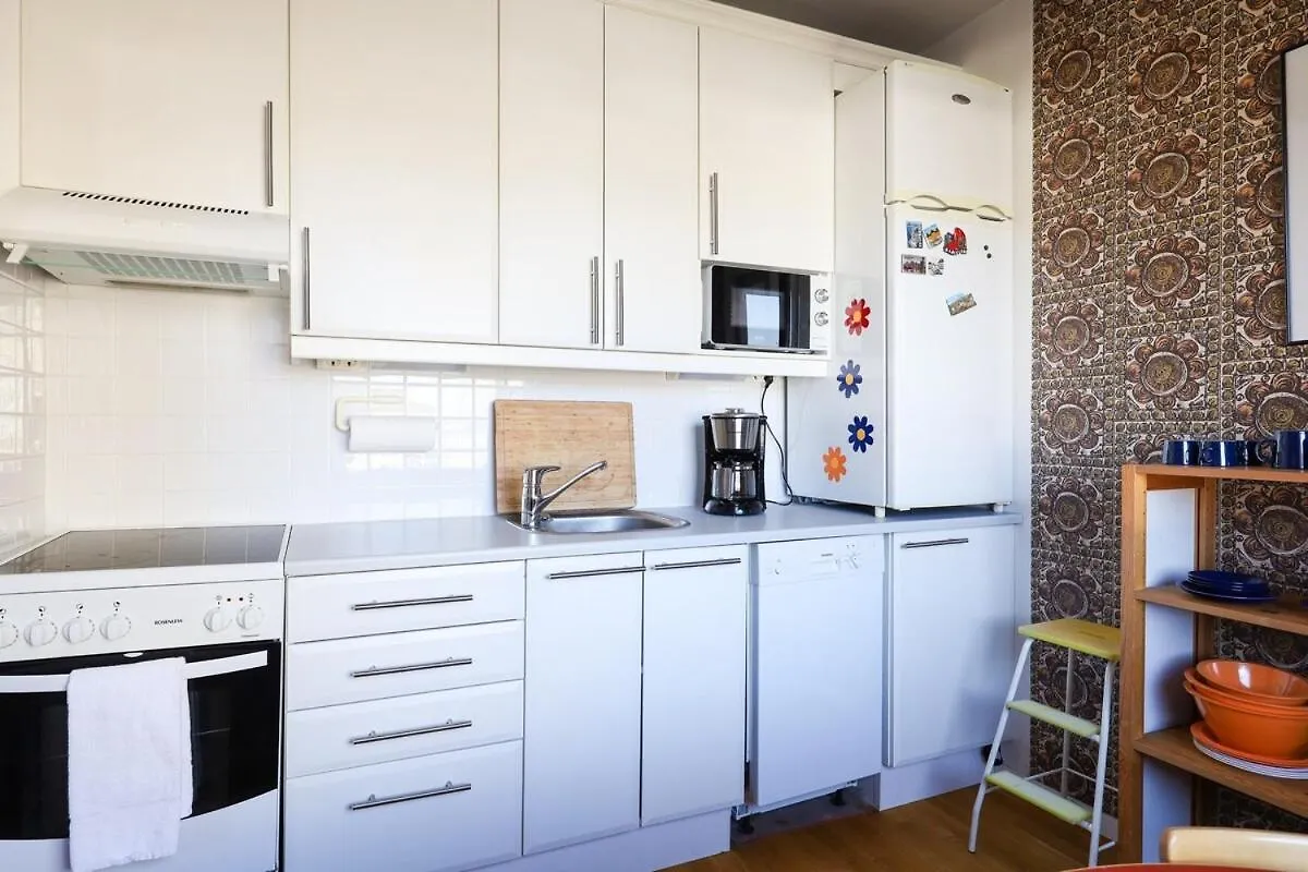 A Stylish Retro Apartment Near The Metro And Essential Services Helsinki